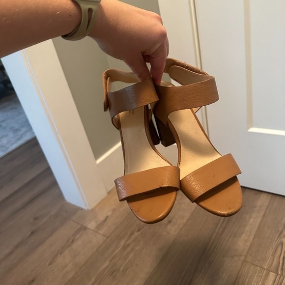 Simply Vera Wang Tan Wooden‎ Block Braestar Heels Size 6.5 - Picture 3 of 7